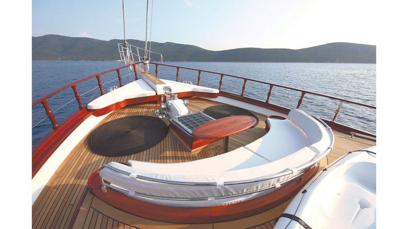 Gulet 79 | White Goose