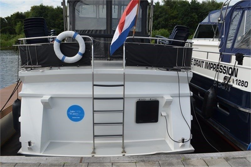 Vri-Jon Contessa 1370 | Silver Lady