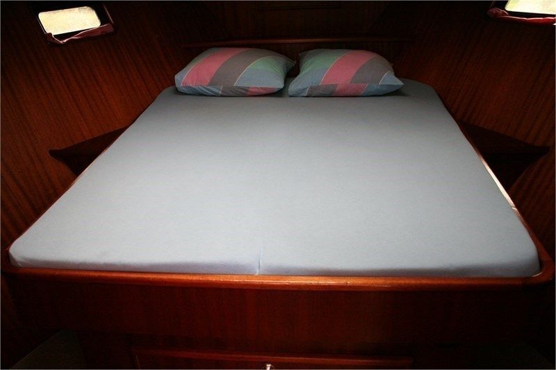 Vri-Jon Contessa 1370 | Silver Lady