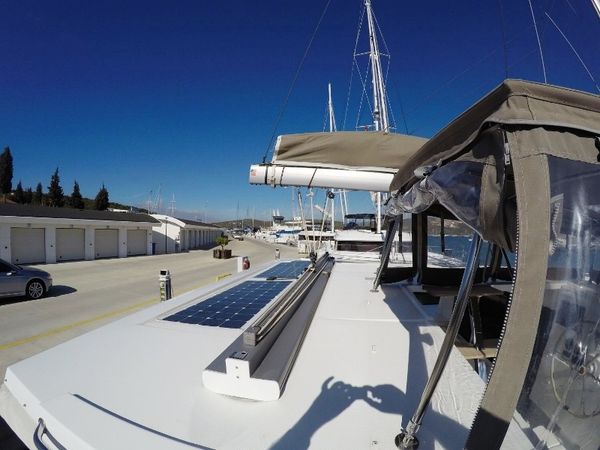 Fountaine Pajot Lucia 40 | Amber
