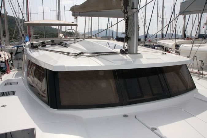 Fountaine Pajot Lucia 40 | Amber