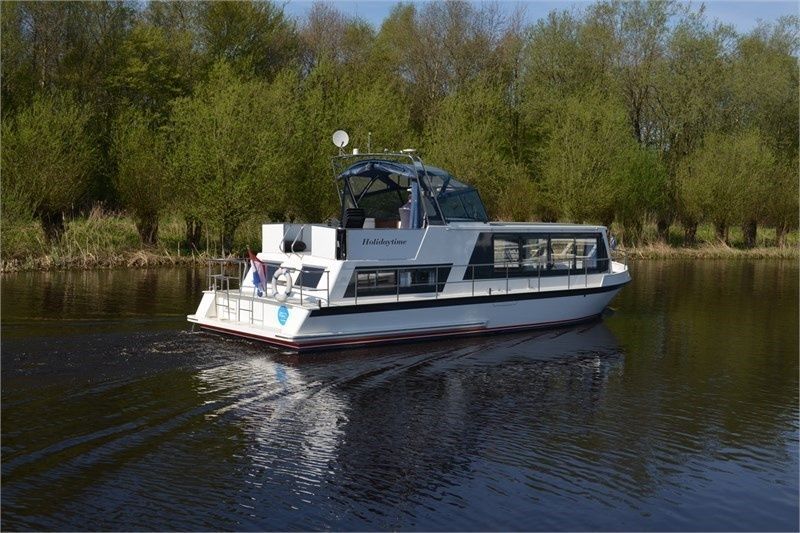 De Drait Safari Houseboat 1200 | Holidaytime