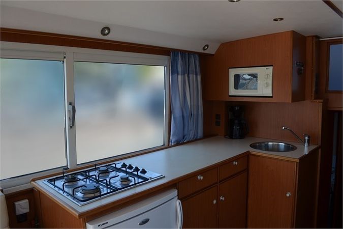 De Drait Safari Houseboat 1200 | Holidaytime