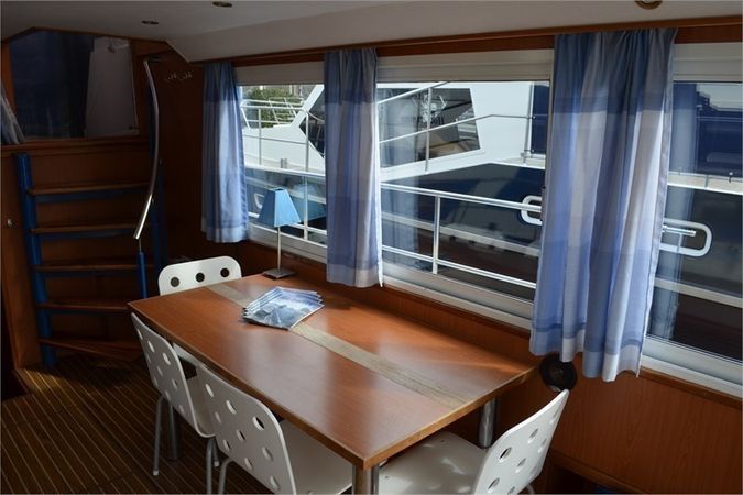 De Drait Safari Houseboat 1200 | Holidaytime