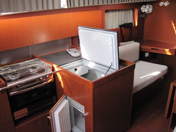 Beneteau Oceanis 41.1 | Stella
