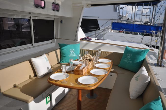 Lagoon 500 | Blue Odyssey