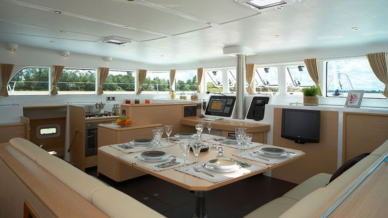 Lagoon 500 | Blue Odyssey