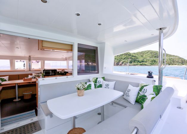 Lagoon 400 S2 | Blue Coco