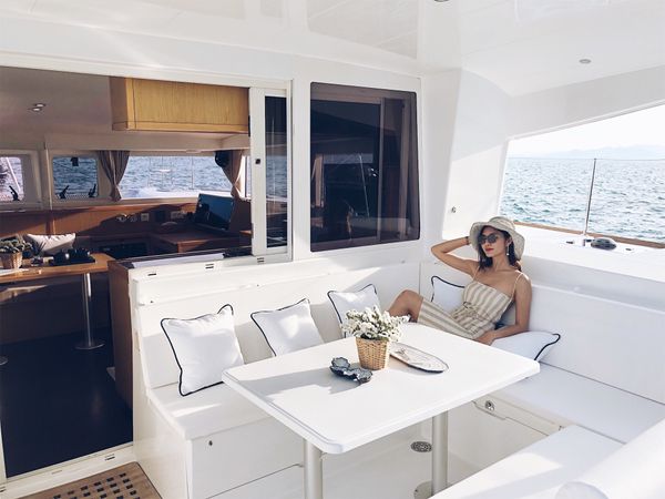 Lagoon 400 S2 | Blue Atoll