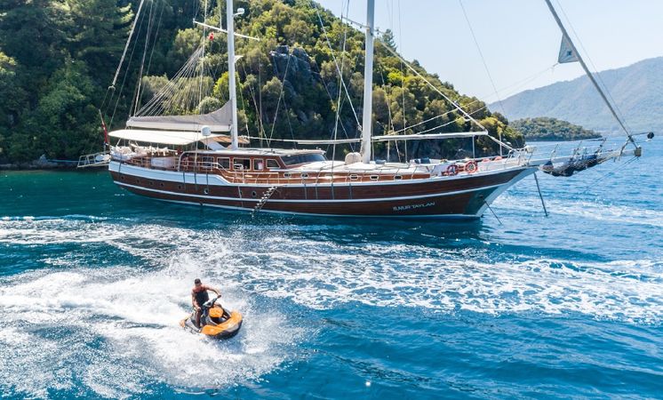 Gulet 111 | S. Nur Taylan