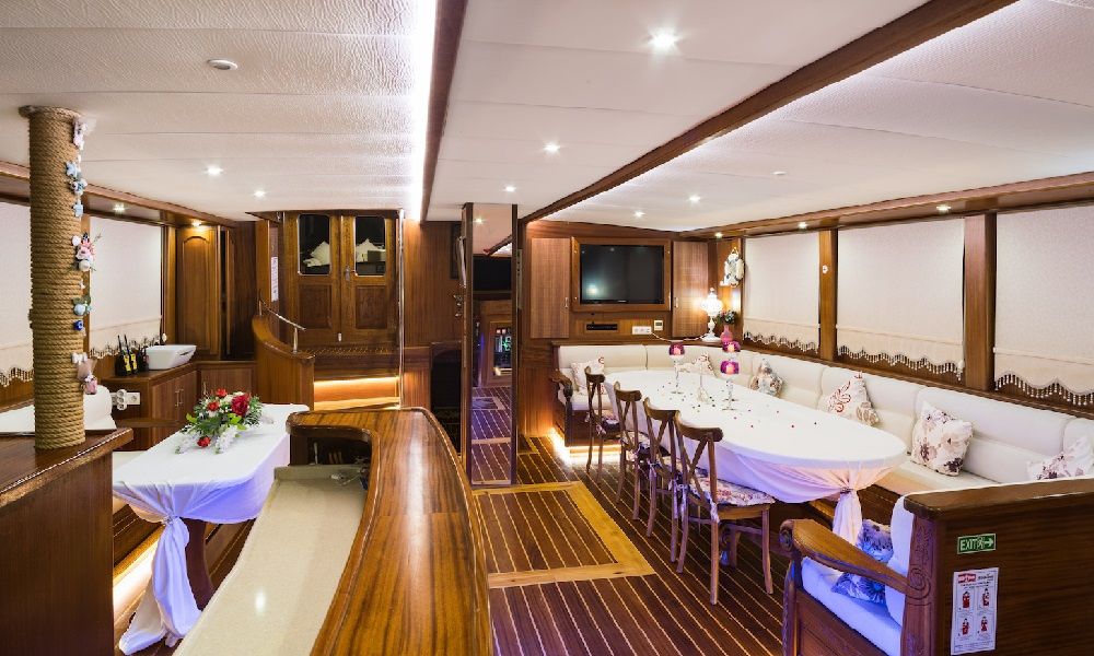 Gulet 111 | S. Nur Taylan