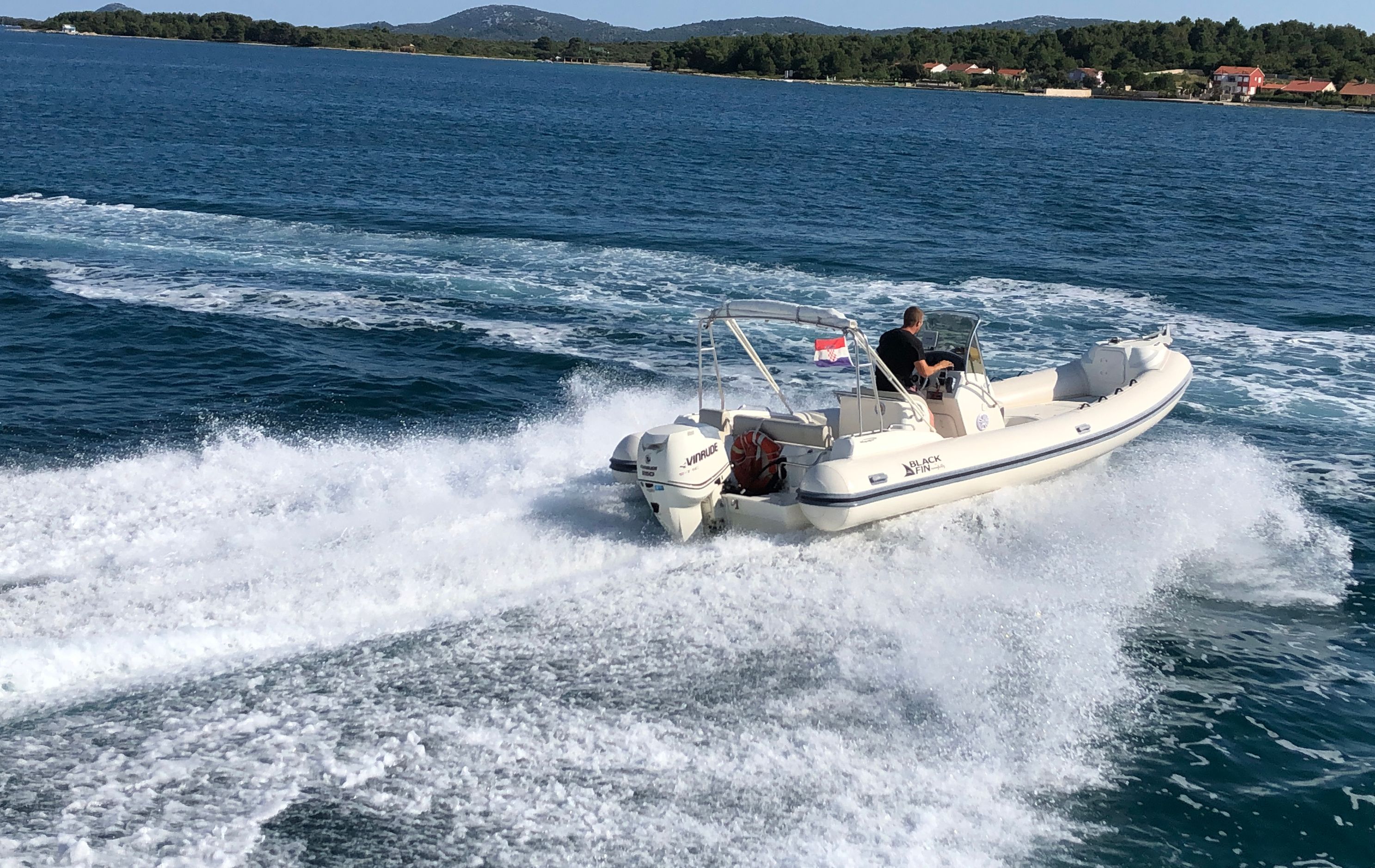 Nuova Jolly 24 | Elegance Black Fin