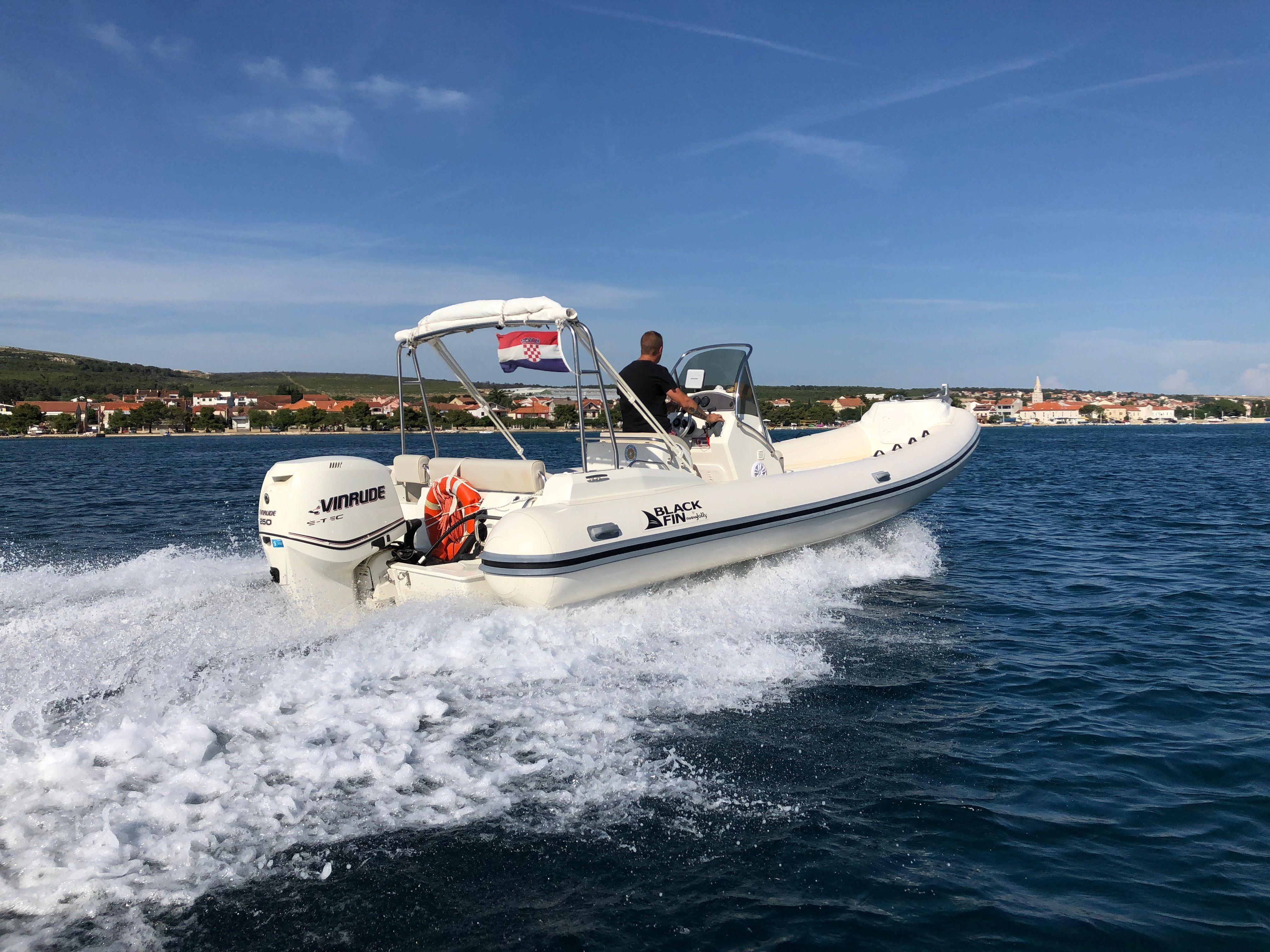 Nuova Jolly 24 | Elegance Black Fin