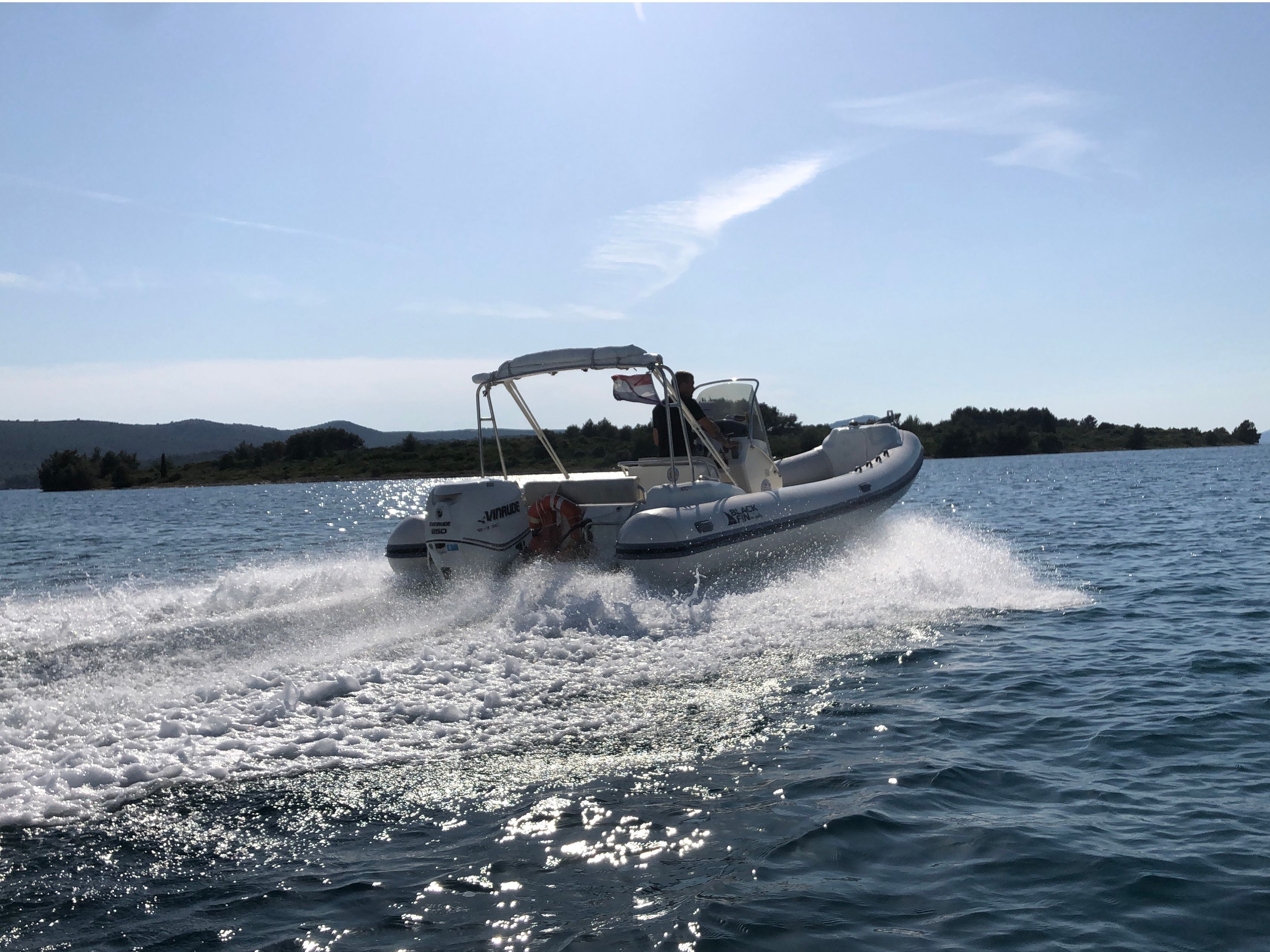 Nuova Jolly 24 | Elegance Black Fin