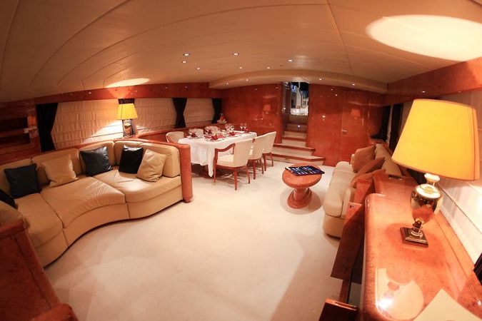 Mangusta 107 | Mina 2