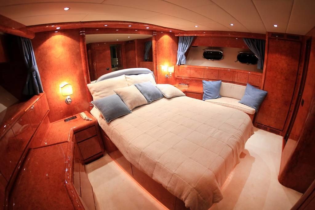 Mangusta 107 | Mina 2