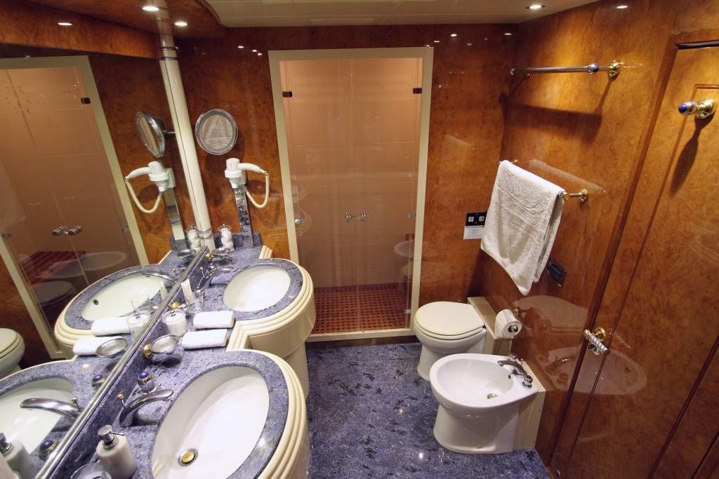 Mangusta 107 | Mina 2