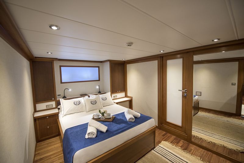 Trawler 65 | Ruzanna