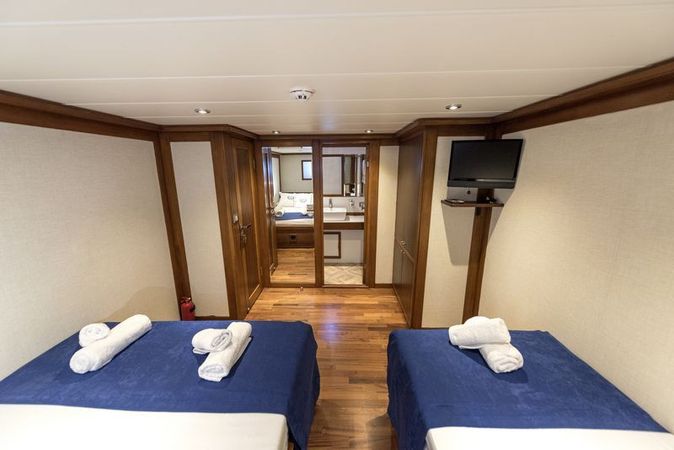 Trawler 65 | Ruzanna