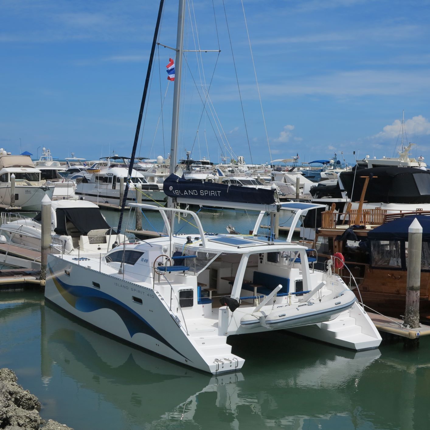 Island Spirit 410 | Melinda Jane