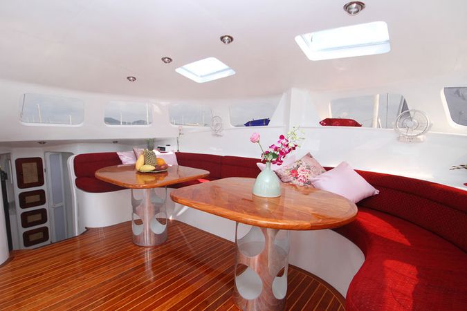 Custom Built 48 | Amadeus