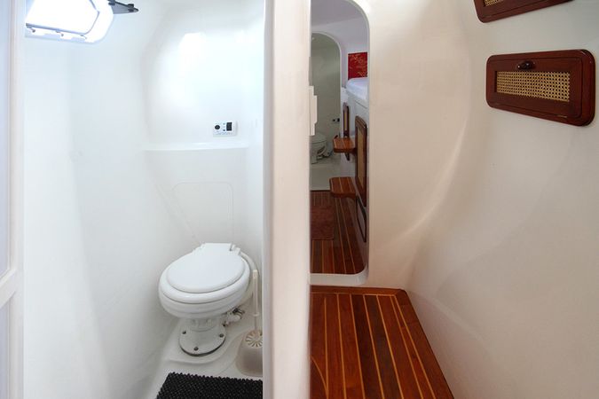 Custom Built 48 | Amadeus