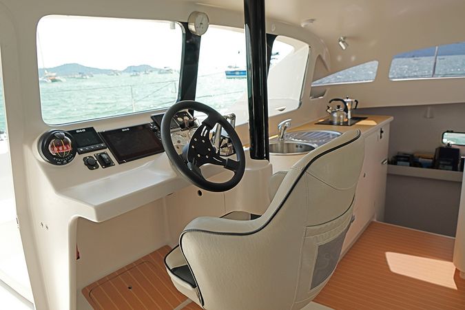 Stealth 38 | Hot Chilli