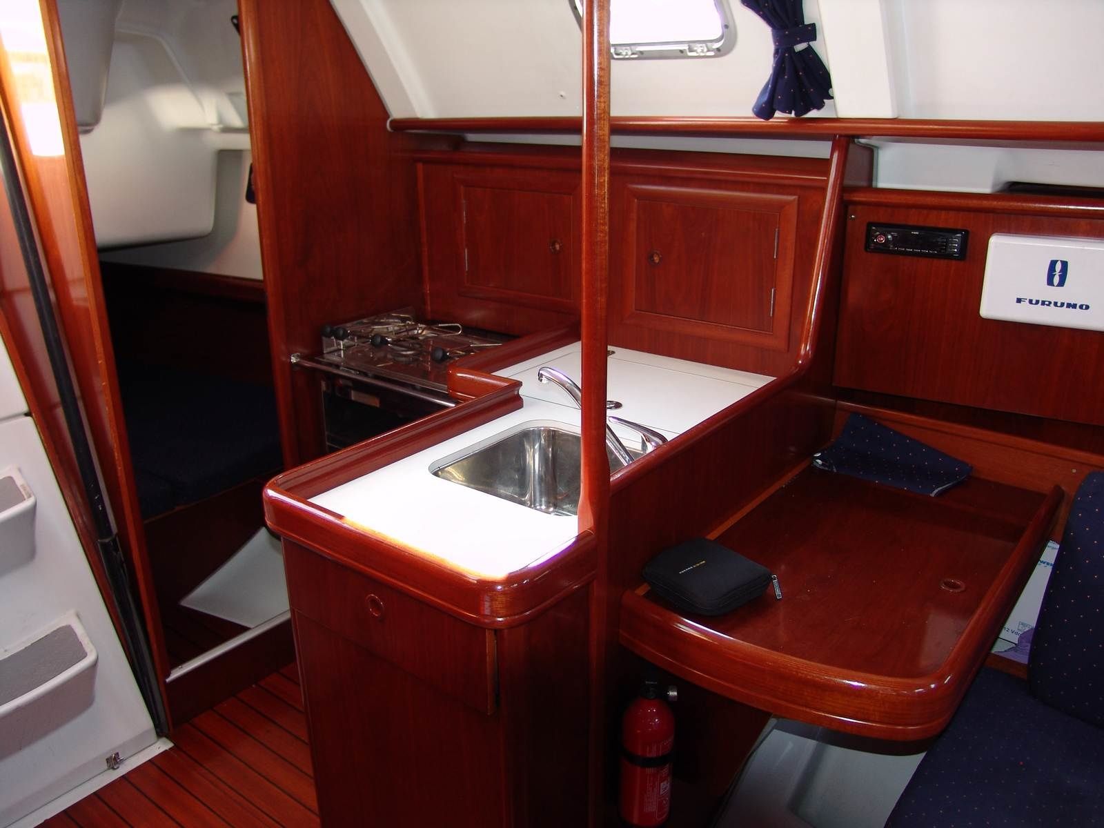 Beneteau Oceanis Clipper 331 | Anton