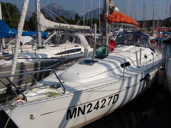 Beneteau Oceanis Clipper 331 | Anton