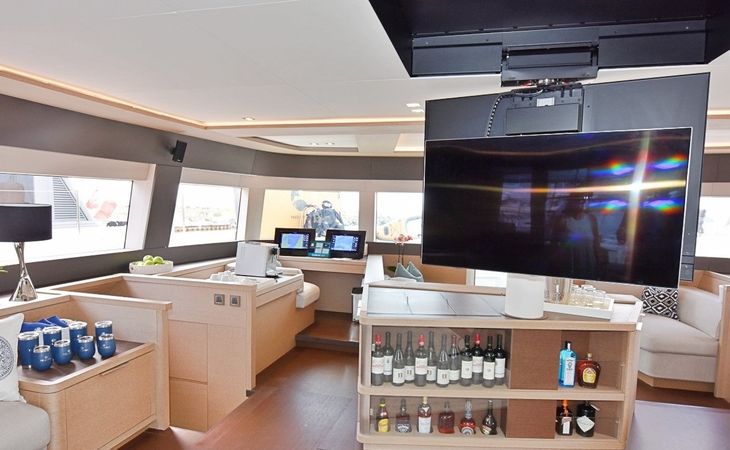 Lagoon Seventy 7 | Twin Flame