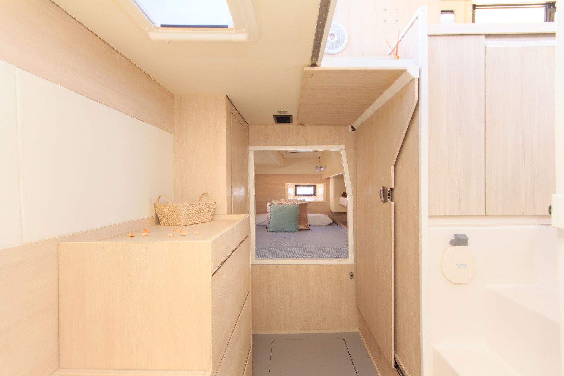 Leopard 433 | Oddysea