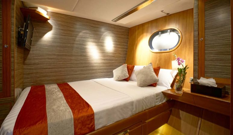 Pithak Shipyard 104 | Silver Lining