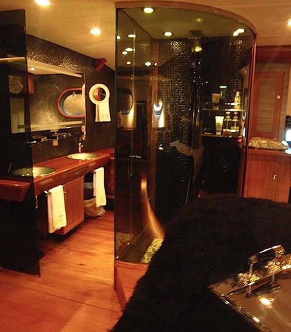 Pithak Shipyard 104 | Silver Lining