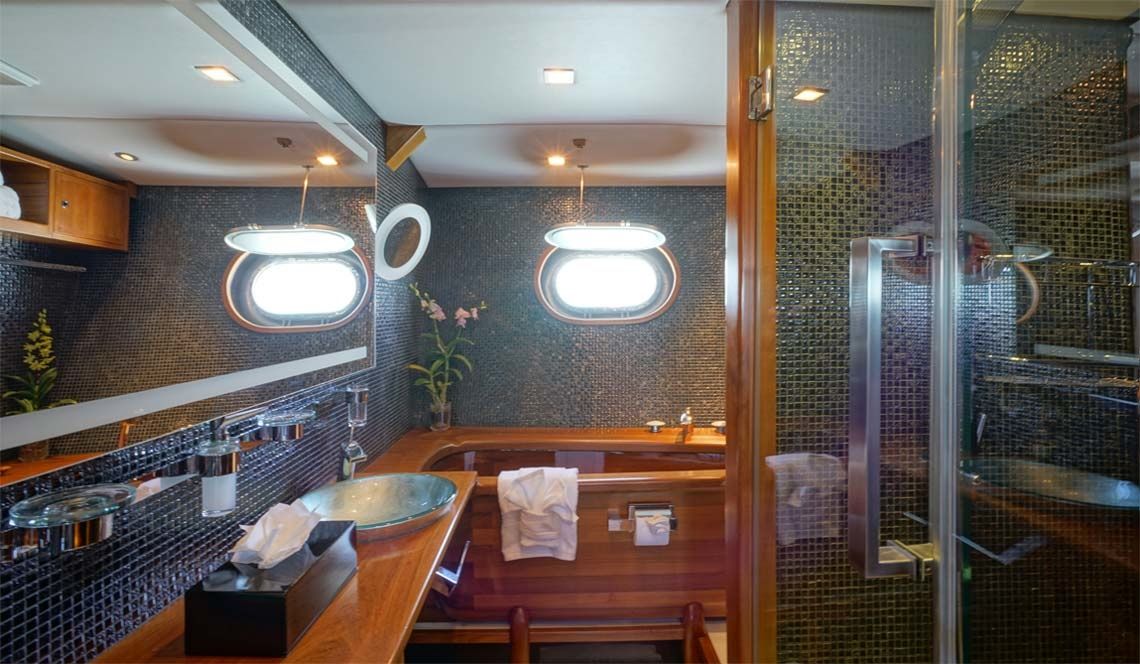 Pithak Shipyard 104 | Silver Lining