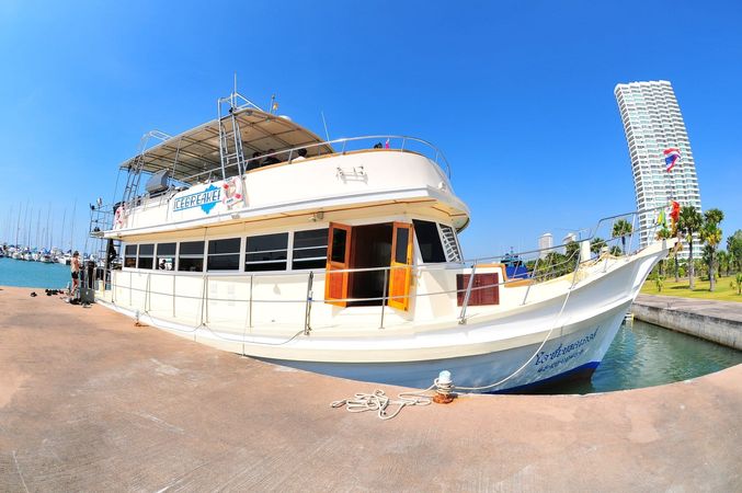 Custom Built 60 | Ice Breaker