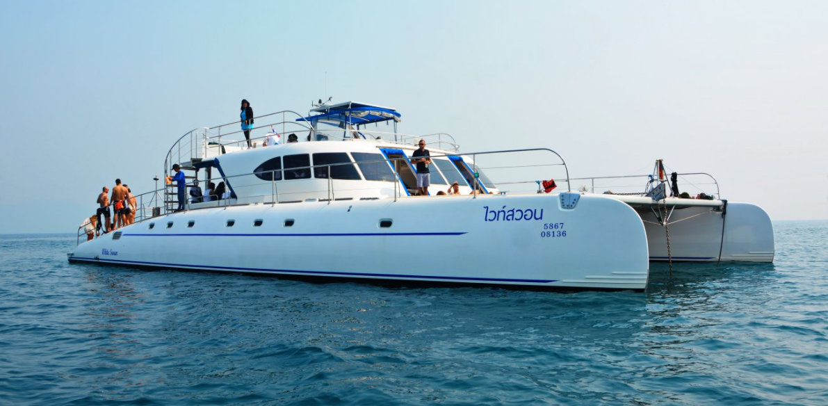 Serenity 73 | White Swan