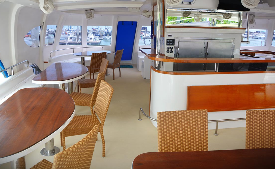 Serenity 73 | White Swan