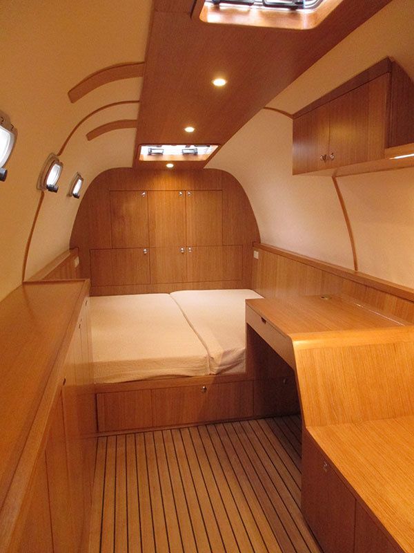 Serenity 73 | White Swan