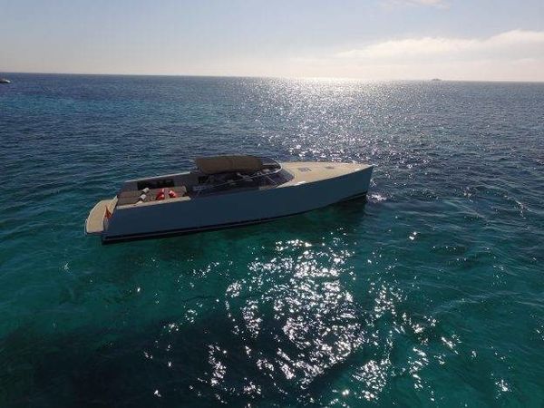 Van Dutch 40 | Moovida