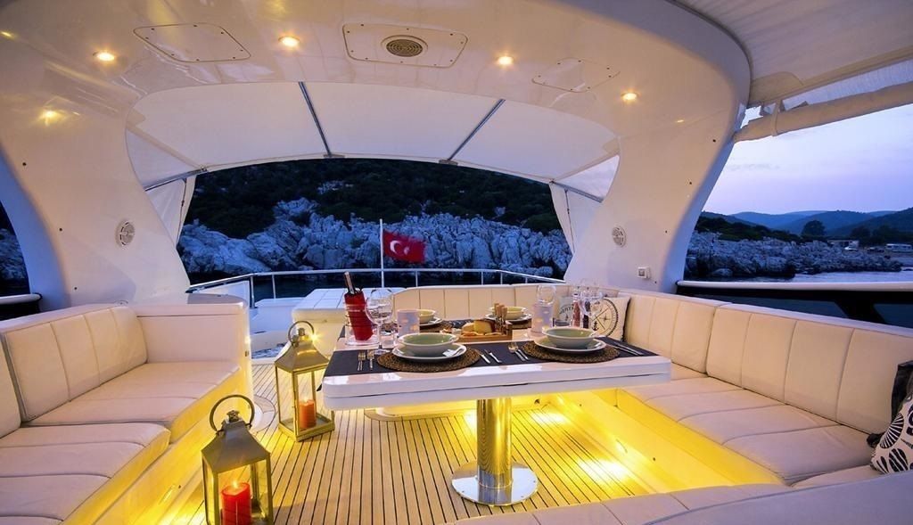 Maiora 24 | Caelum