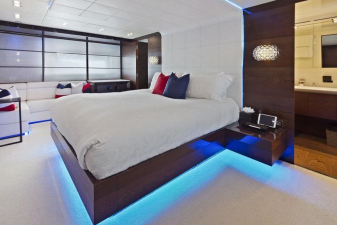 AB yachts AB 116 | Five Waves