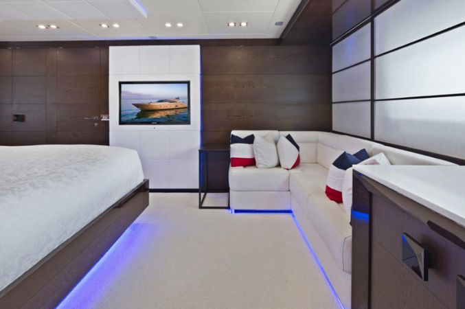 AB yachts AB 116 | Five Waves