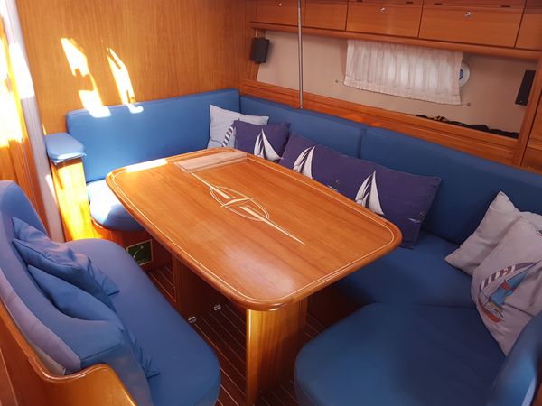 Bavaria Cruiser 40 | Madrugada