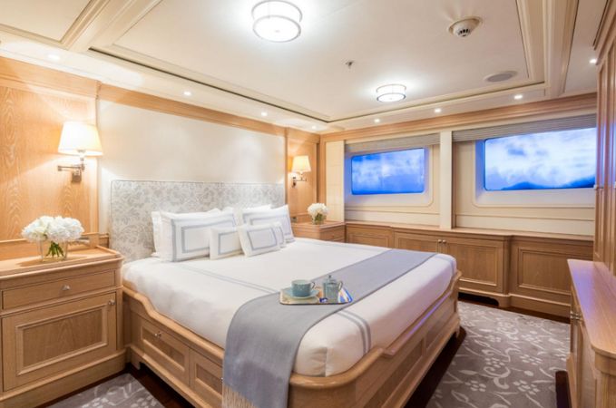 Holland Jachtbouw 139 | Fabulous Character