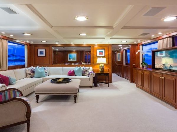 Palmer Johnson 142 | Lady J