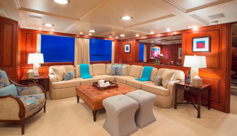 Palmer Johnson 142 | Lady J