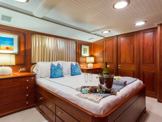 Palmer Johnson 142 | Lady J