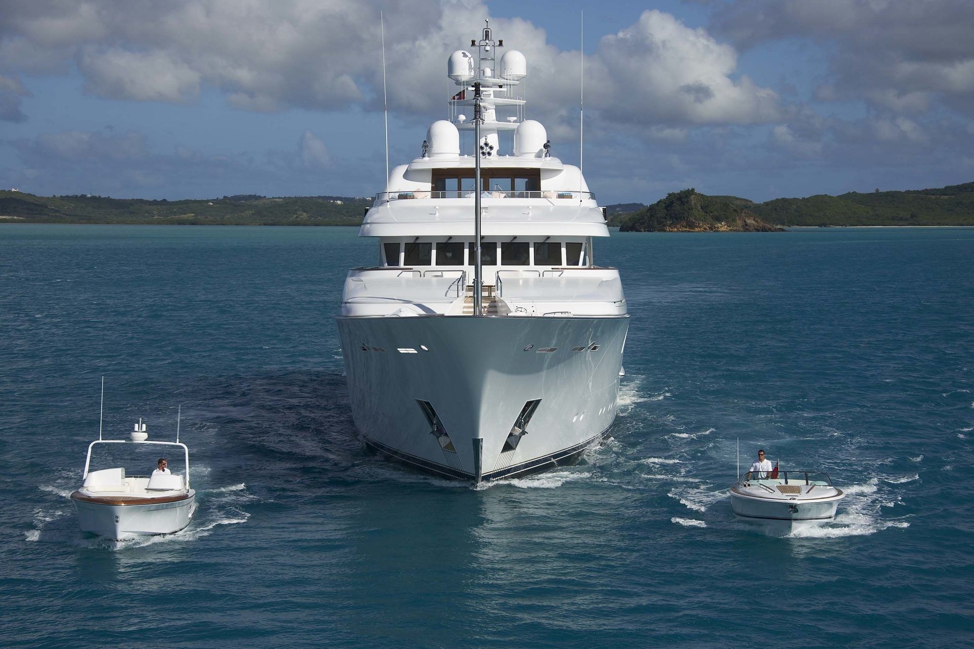 Feadship 213 | Callisto