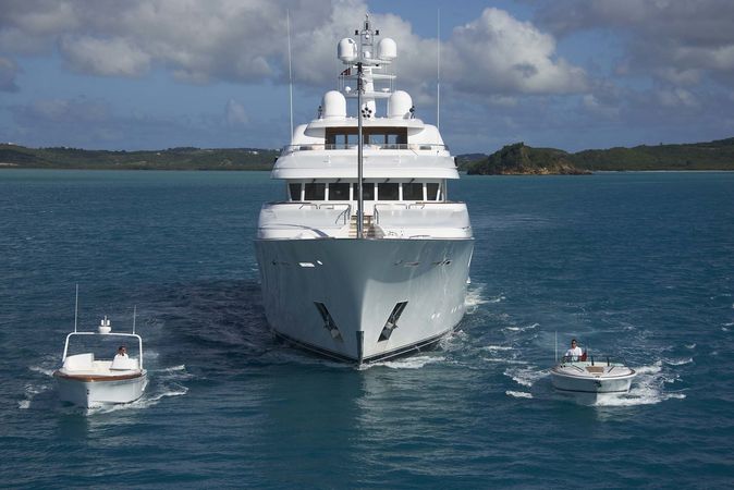 Feadship 213 | Callisto