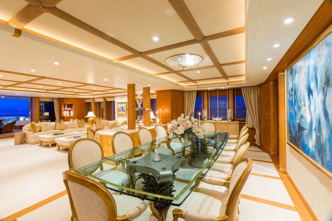 Feadship 213 | Callisto